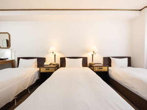 Free WiFi, bed sheets