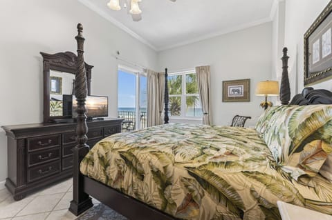 027-Master Bedroom - A
