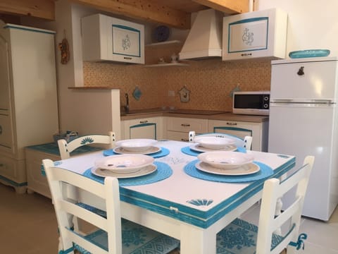 Studio | In-room dining