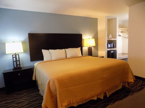 Blackout drapes, WiFi (free), bed sheets