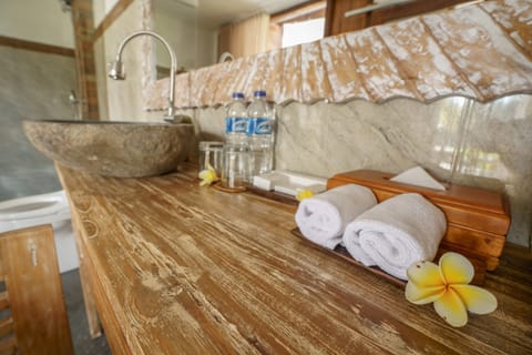 Junior Suite, 1 King Bed | Interior detail