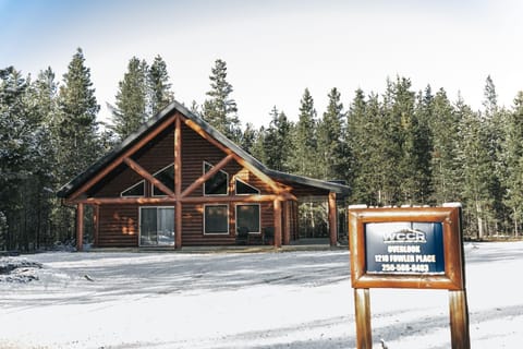 Overlook Cabin Rental - Pet Friendly! (2366)