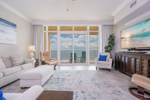 Phoenix Orange Beach 1904, Orange Beach, Alabama, beach front, 3 bedroom condominium on the 19th floor
