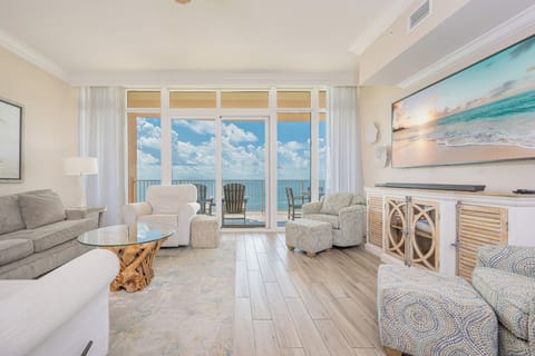 Phoenix Orange Beach 1902, Orange Beach, Alabama, beach front, 3 bedroom condominium on the 19th floor