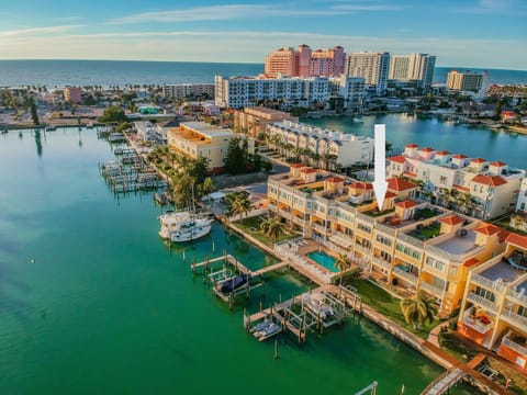 This is a view of our townhouse located on the intracoastal and 5 min from beach