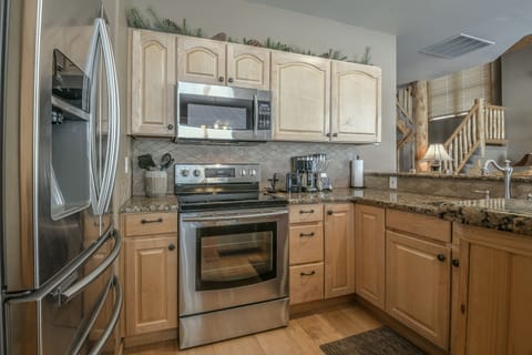 Fully equipped kitchen