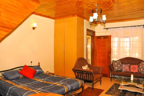 Comfort Apartment, City View | Premium bedding, laptop workspace, iron/ironing board, free WiFi