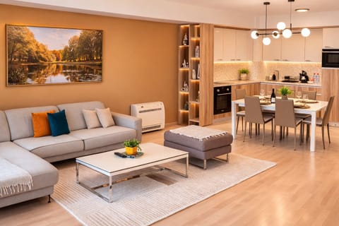 Comfort Condo, City View | 1 bedroom, soundproofing, free WiFi, bed sheets