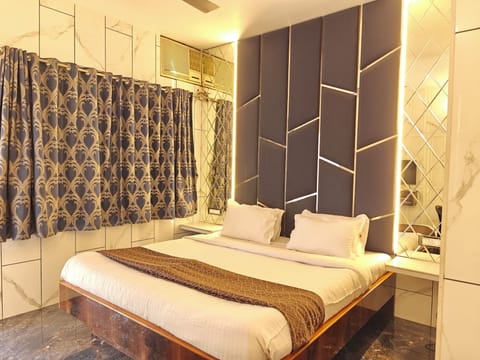 Premium Room, Balcony | Premium bedding, individually decorated, individually furnished, desk