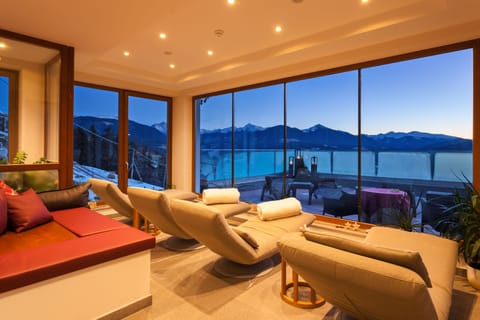 Poolside bar