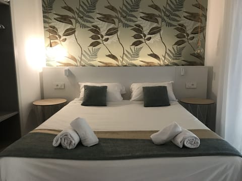 Comfort Terrace Room | Premium bedding, individually decorated, individually furnished, desk