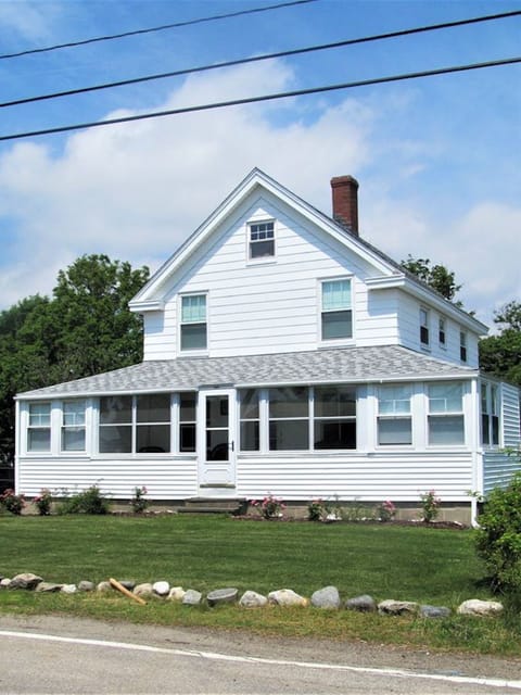 Beach house steps to the beach in Rye.