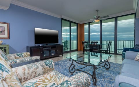 Phoenix IX 705, Orange Beach, Alabama, beach front, 3 bedroom 3.5 bath condominium on the 7th floor