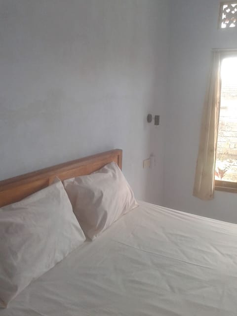 In-room safe, rollaway beds, free WiFi