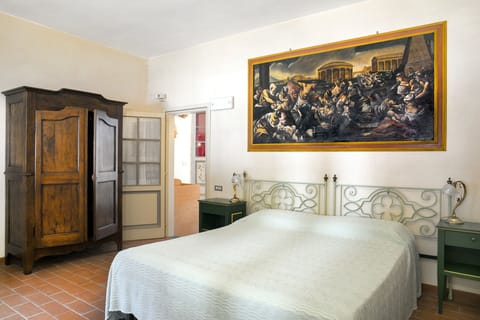 Apartment, 3 Bedrooms | Desk, free WiFi, bed sheets