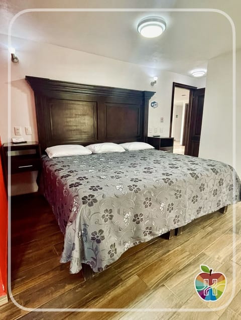 Comfort Room, 1 King Bed | Free WiFi, bed sheets