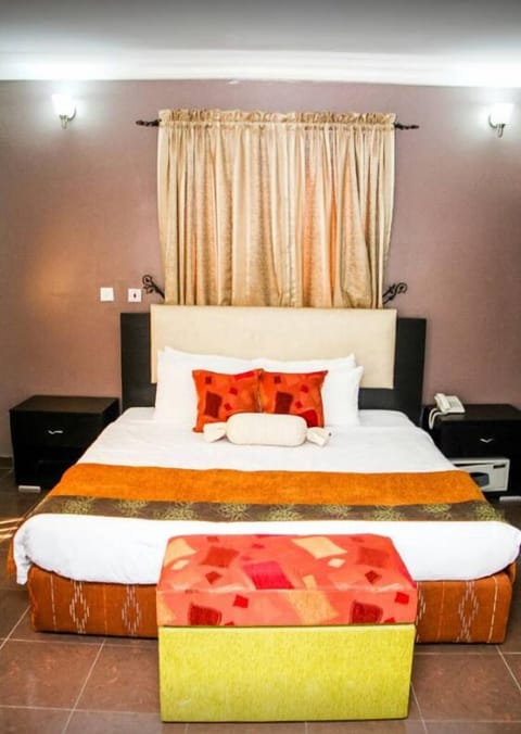 Deluxe Penthouse | Minibar, desk, soundproofing, free cribs/infant beds