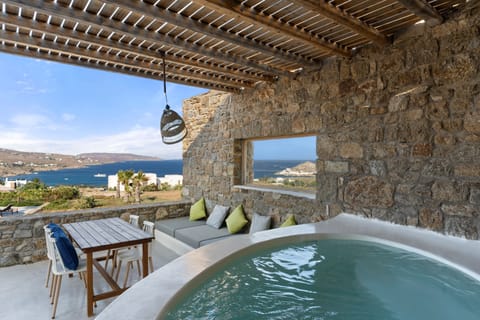 Superior Suite, Jetted Tub, Sea View | Terrace/patio