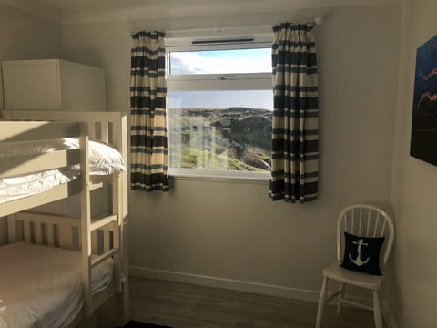 House, 3 Bedrooms | Desk, iron/ironing board, travel crib, free WiFi