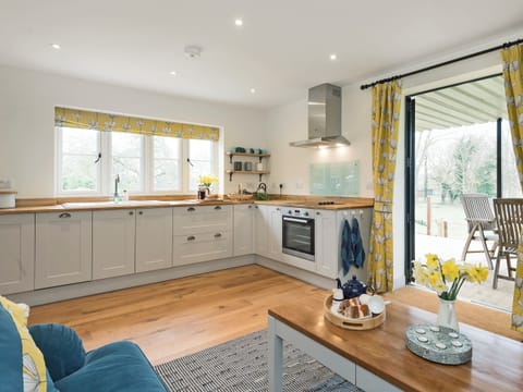 Exquisitely presented kitchen area | Meadow View, North Walsham