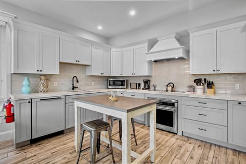 Fully equipped kitchen