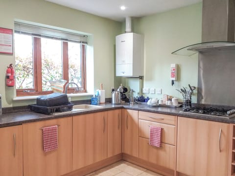 Kitchen | Little Acorns, Malvern