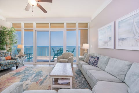 Phoenix Orange Beach 1905, Orange Beach, Alabama, beach front, 3 bedroom condominium on the 19th floor