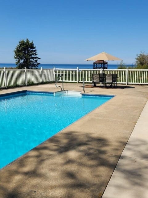 Large heated in ground pool 