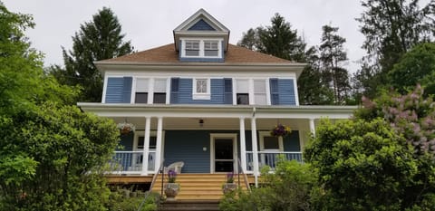 Summertime exterior!