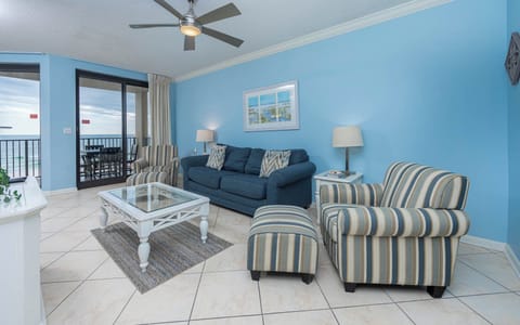 Phoenix X 505, Orange Beach, Alabama, beach front, 1 bedroom 1.5 bath condominium on the 5th floor
