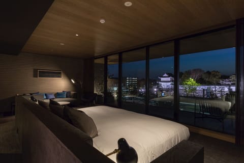 Canata Suite Sora	 | Premium bedding, down comforters, in-room safe, individually decorated