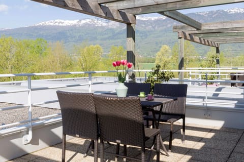 In-room safe, desk, laptop workspace, blackout drapes