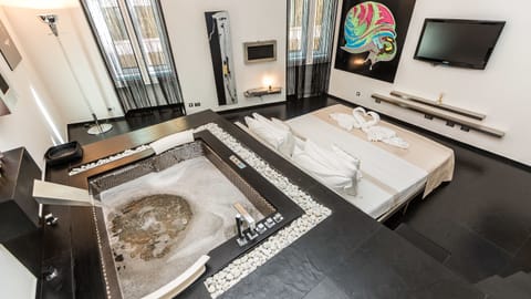 Apartment | 2 bedrooms, free WiFi, bed sheets