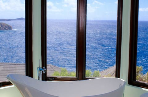 Six suites each with  individual bathrooms and full  AC throughout
