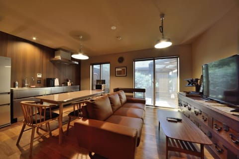 Living / Dining / Kitchen