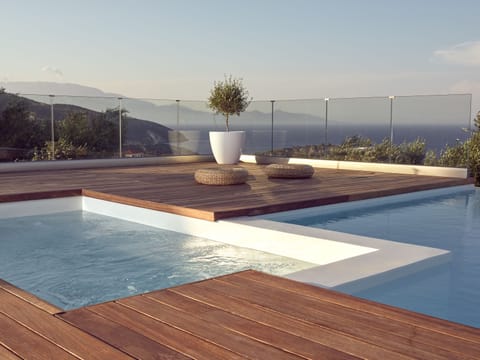 Jacuzzi