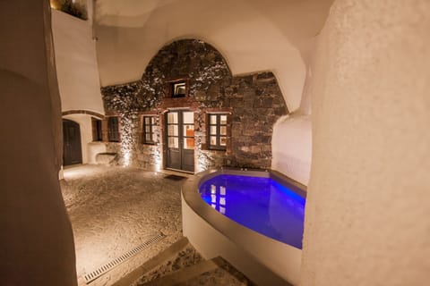 CASA SANTANTONIO - Senior Cave Apartment with outdoor Jacuzzi Apartment in Thera
