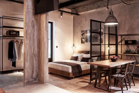 Comfort Apartment | Living area | Flat-screen TV