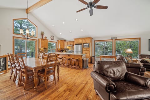 25 McNary Lane-03