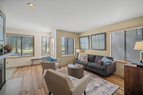 11 Eaglewood-06