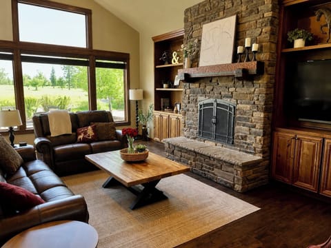 Caldera Cabin 2 