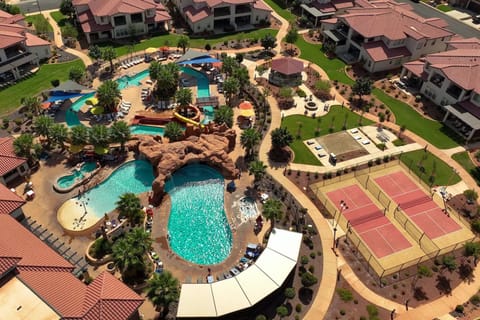 Access to the incredible resort amenities - Just across the street from these villas!