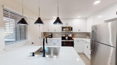 8-Tennis-Village-04102025_082612