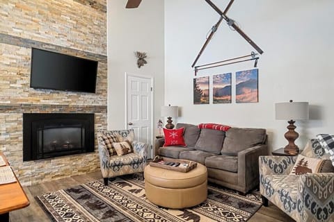 Pull out couch sleeps 2
TV with cable
Gas fireplace
