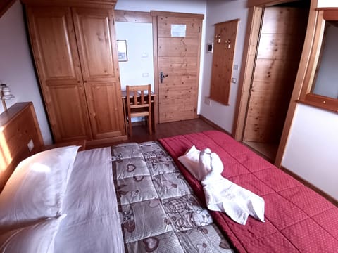 Standard Double Room, Balcony | Desk, blackout drapes, free WiFi, bed sheets