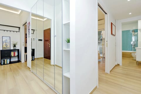 Apartment, 2 Bedrooms, City View | Living area | 30-inch flat-screen TV with digital channels, TV, Netflix
