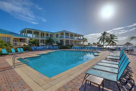 Pool and Clubhouse