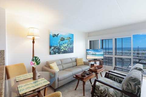 Your cozy island getaway awaits in this freshly updated marina view unit!