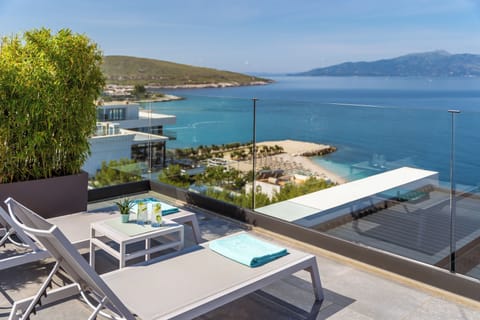 Sundeck