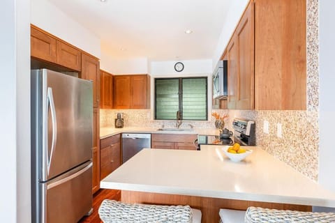 Kitchen with Mother of Pearl Back Splash
